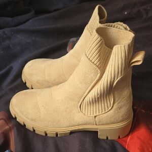 Forever 21 Tan Suede Chelsea-Style Combat Boots